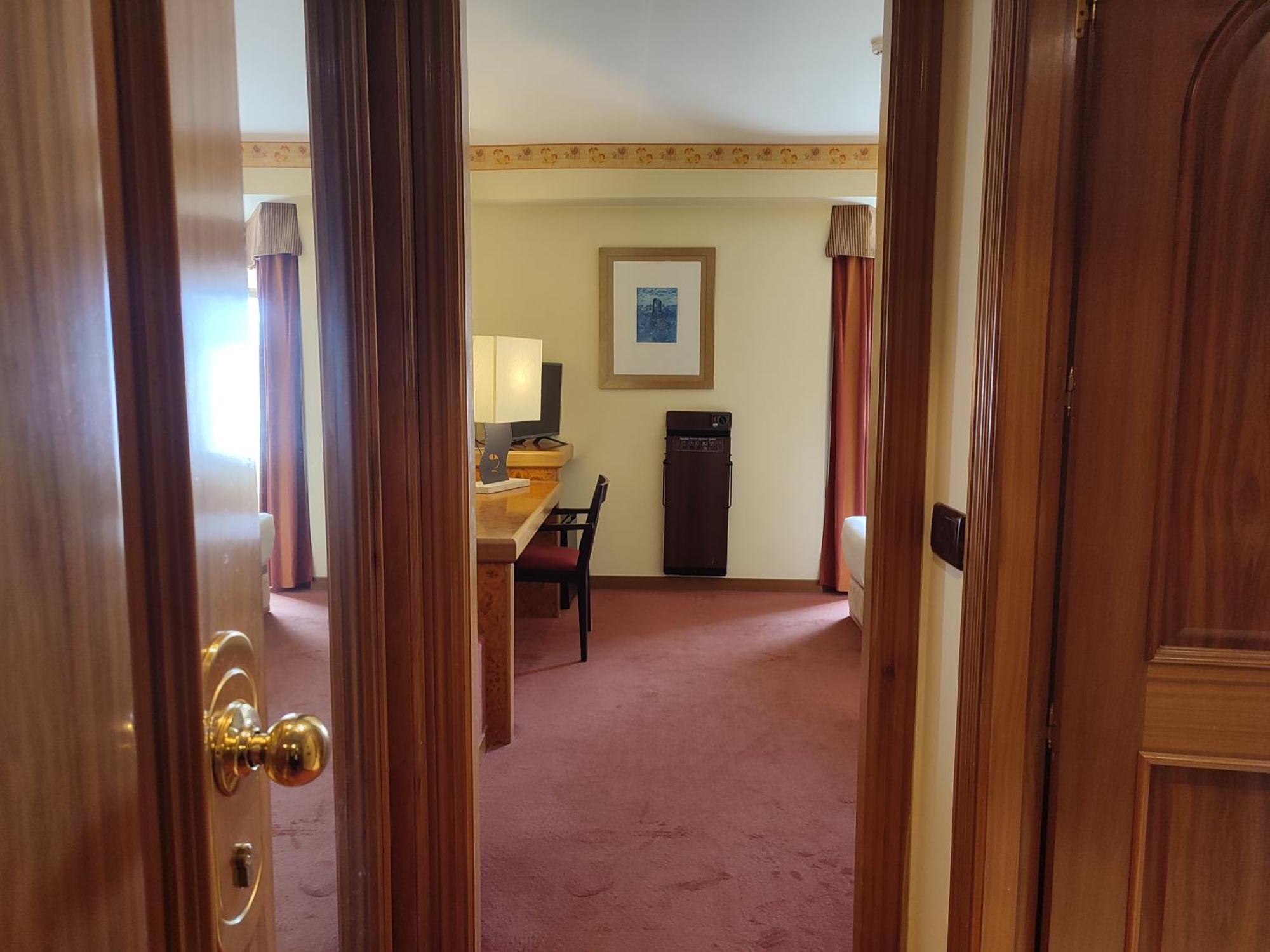 Hotel Sercotel Cuatro Postes Ávila المظهر الخارجي الصورة