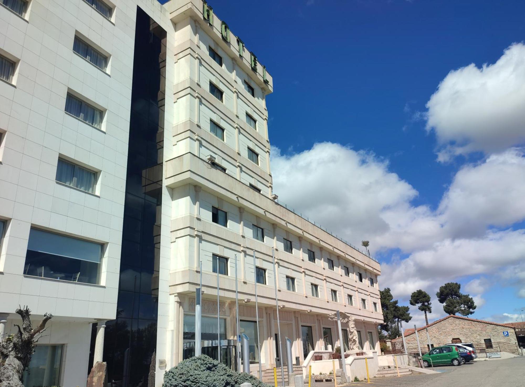 Hotel Sercotel Cuatro Postes Ávila المظهر الخارجي الصورة