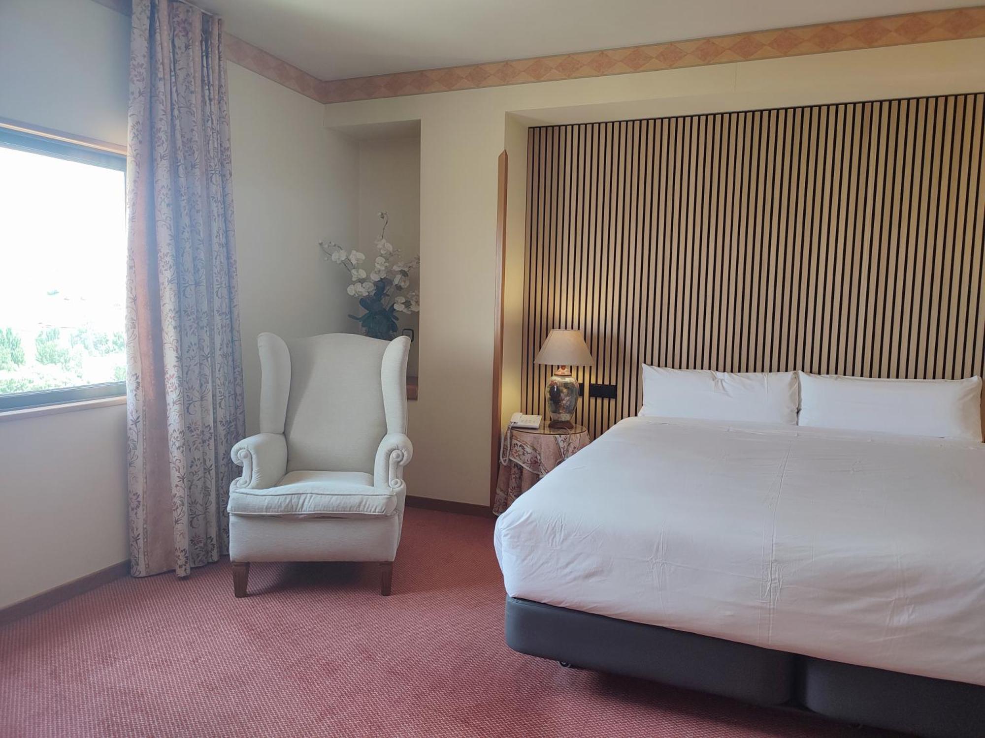 Hotel Sercotel Cuatro Postes Ávila المظهر الخارجي الصورة