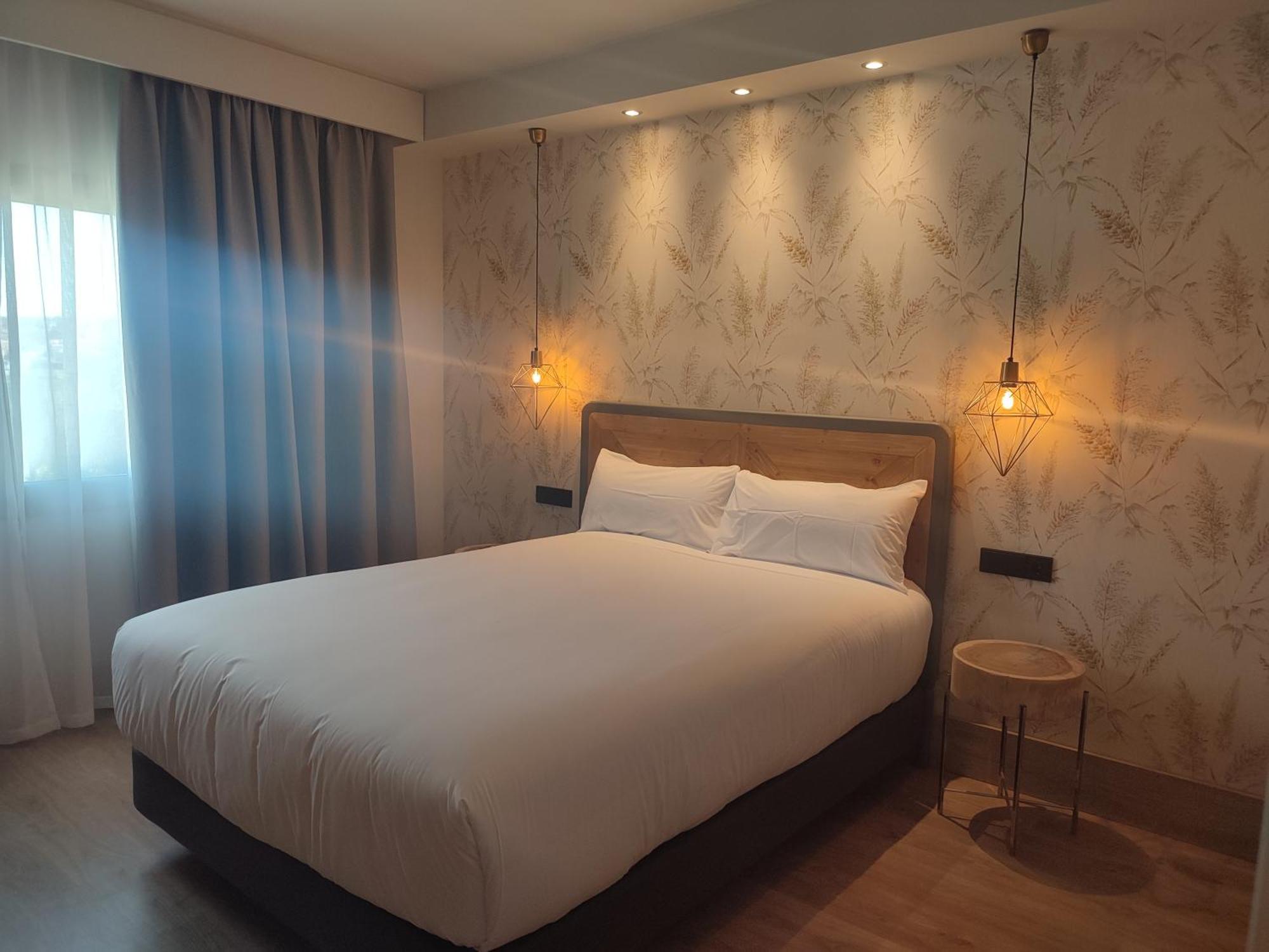 Hotel Sercotel Cuatro Postes Ávila المظهر الخارجي الصورة