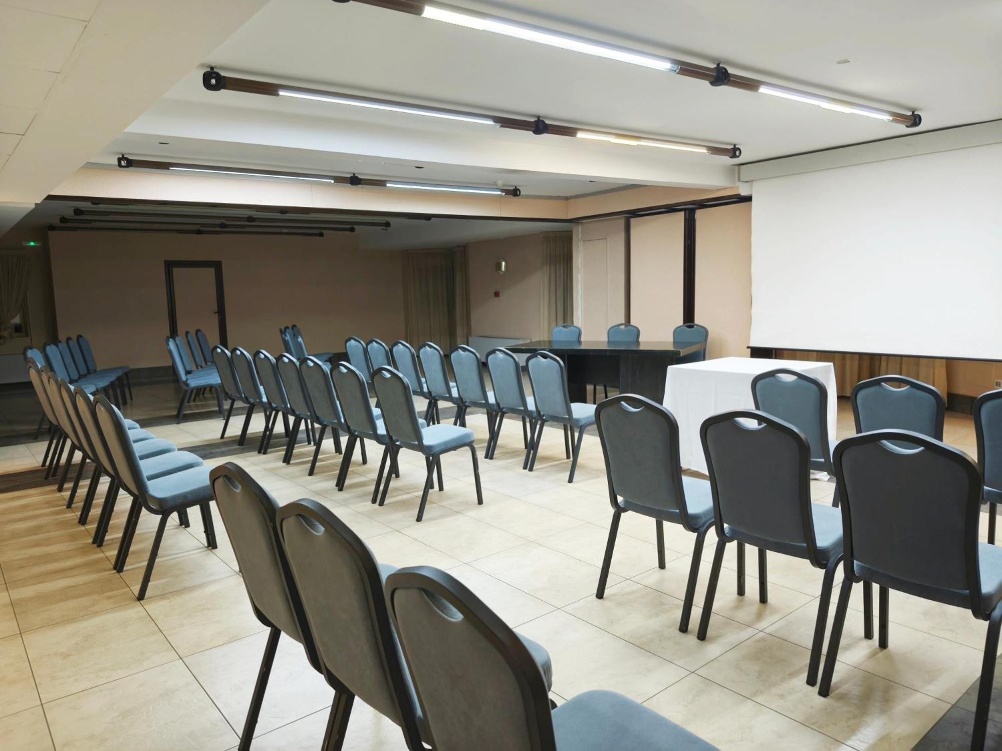 Hotel Sercotel Cuatro Postes Ávila المظهر الخارجي الصورة
